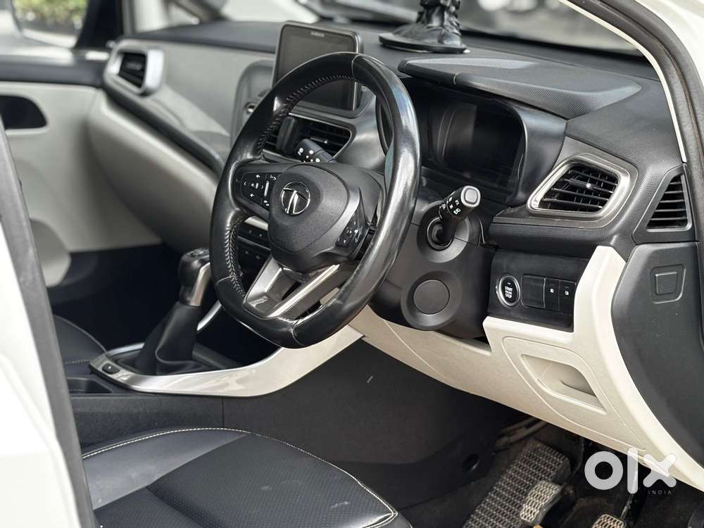 Tata Altroz 1.5 Xz Plus Diesel, 2023, Diesel