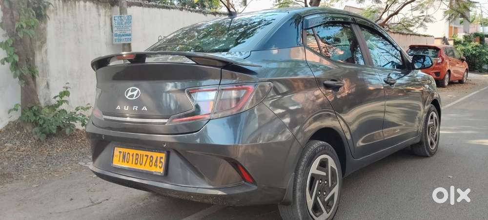 Hyundai Aura Sx Plus Manual, 2025, Cng & Hybrids