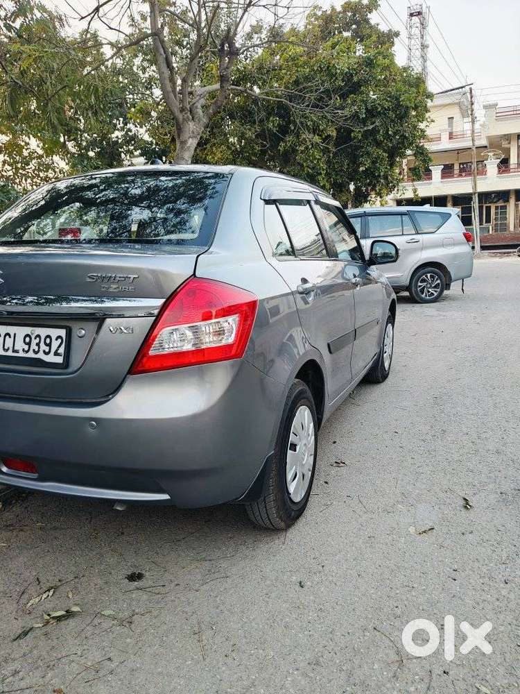 Maruti Suzuki Swift Dzire 1.2 Vxi Bsiv, 2014, Petrol