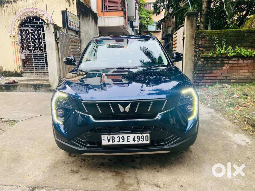 Mahindra Xuv 3xo Ax5 Ds Mt, 2025, Diesel