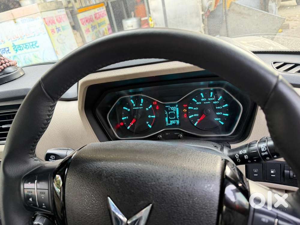 Scorpio Classic S11 Captain Seat