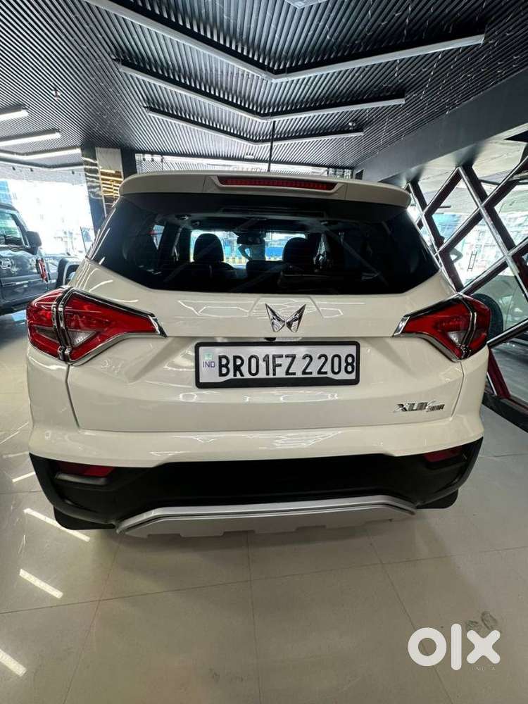 Mahindra Xuv300 W8 Option, 2023, Petrol