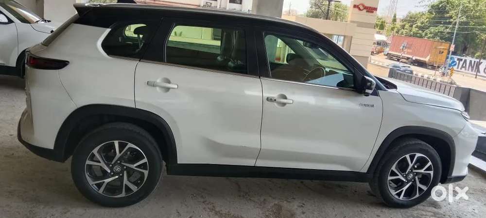 Toyota Urban Cruiser Hyryder 1.5 V Hybrid, 2022, Petrol