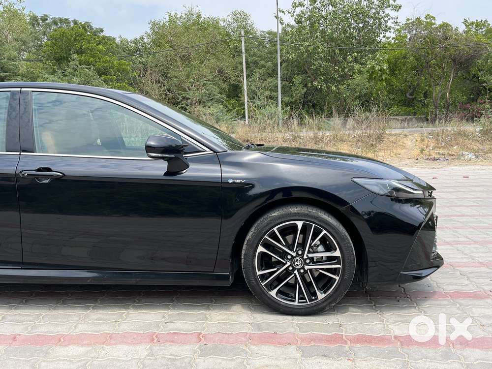 Toyota Camry Hybrid, 2025, Cng & Hybrids