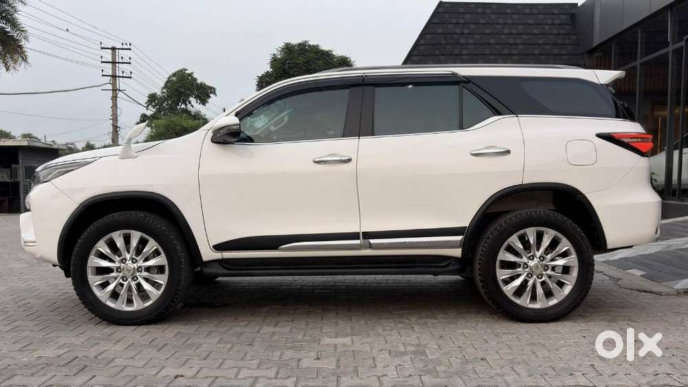 Toyota Fortuner 4x2 At 2.8 Diesel, 2021, Diesel