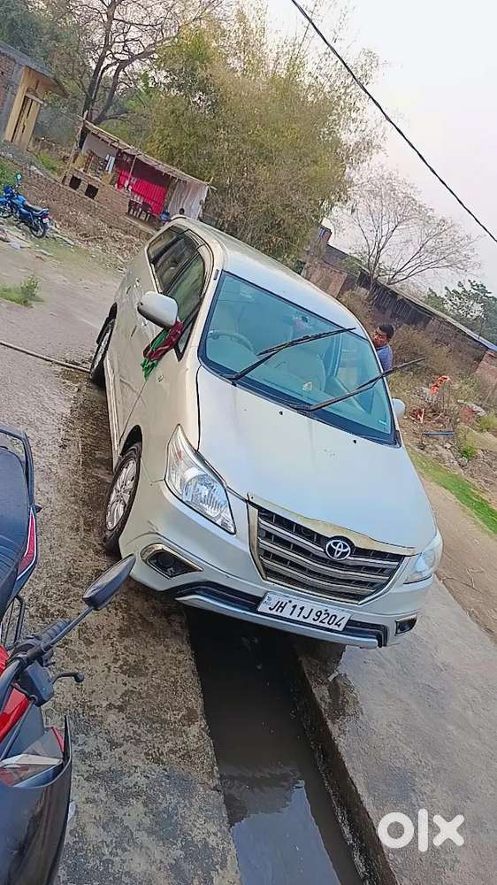 Toyota Innova 2013 Diesel 115000 Km Driven