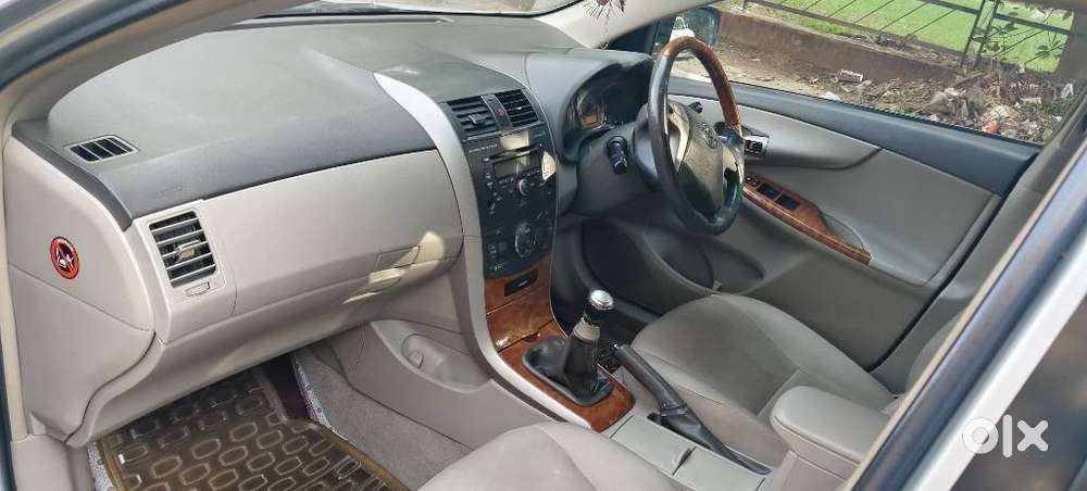 Toyota Corolla Altis 1.8 J, 2009, Petrol