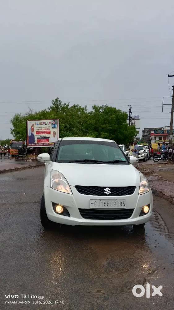 Maruti Swift Rs 2013