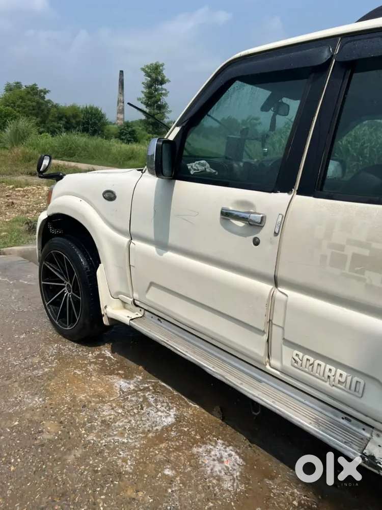 Mahindra Scorpio Classic 2009