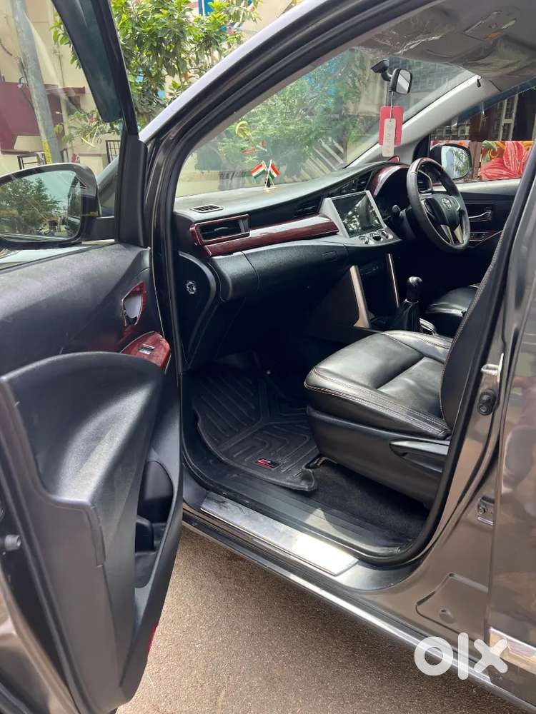 Toyota Innova Crysta 2017 Diesel Manual