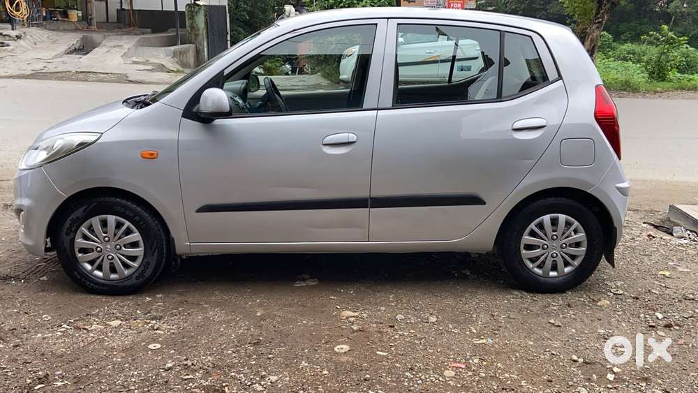 Hyundai I10 Sportz, 2017, Petrol