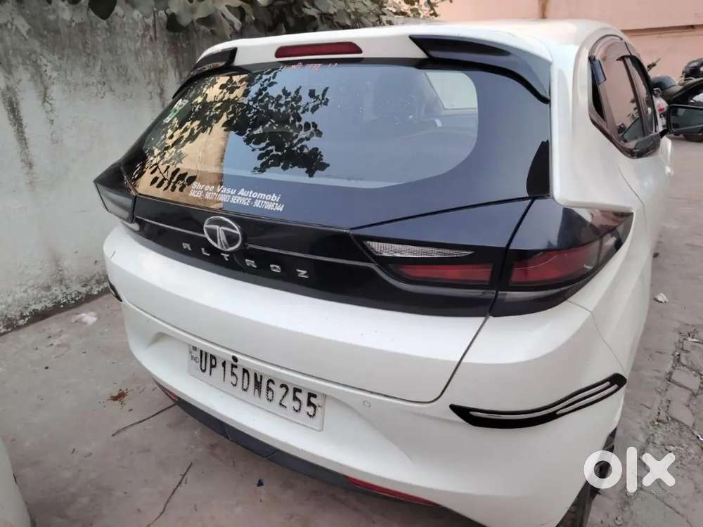 Tata Altroz Diesel Manual 2021 Variant Bs6