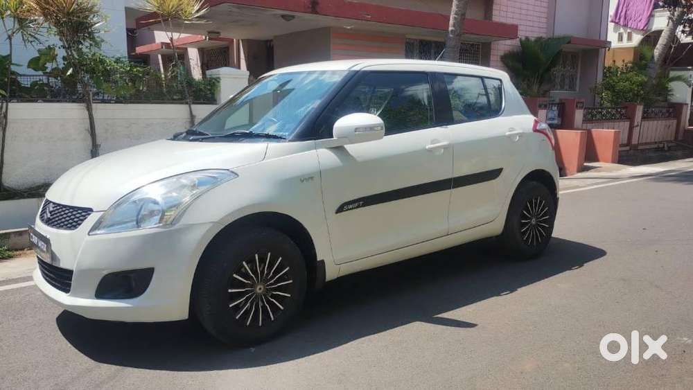 Maruti Suzuki Swift 2011-2014 Vxi, 2012, Petrol