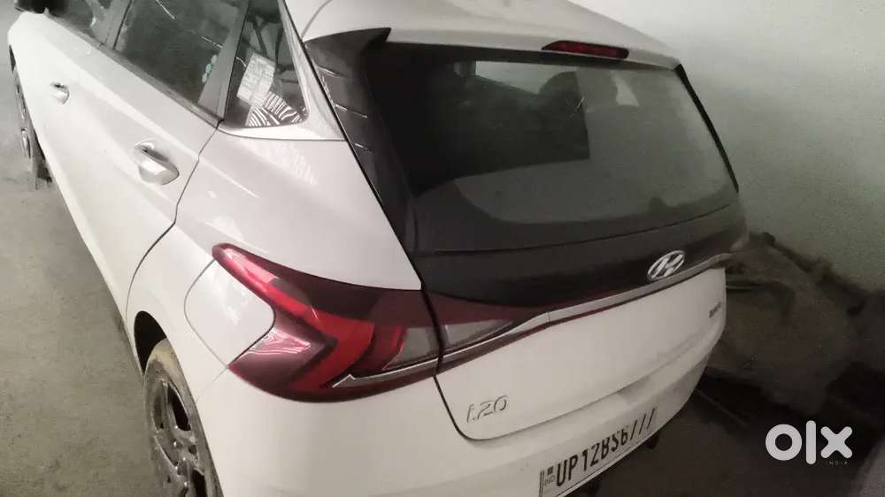 New Car With Showroom Conditio
