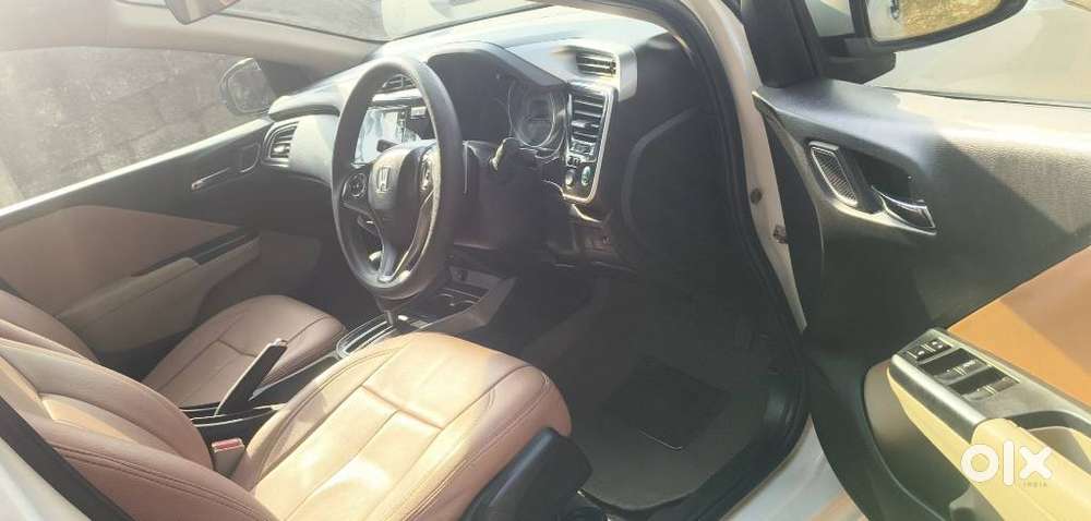 Honda City V At I-vtec, 2017, Petrol