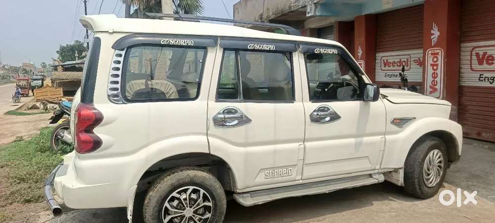 Mahindra Scorpio 2017 Diesel 140203 Km Driven