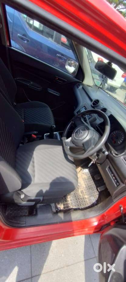 Maruti Suzuki Swift Lxi, 2022, Petrol