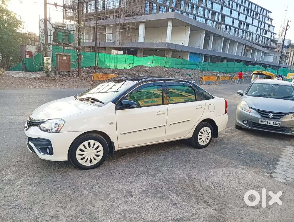 Toyota Etios डीज़ल 2015