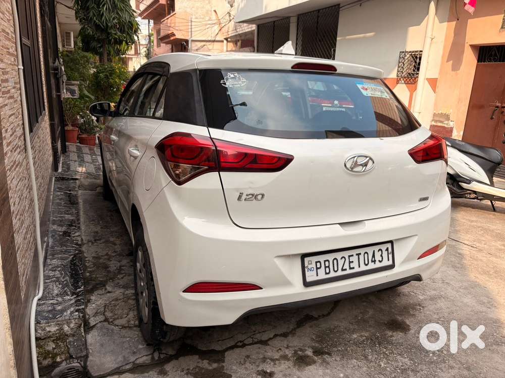 Hyundai I20 Magna 2015