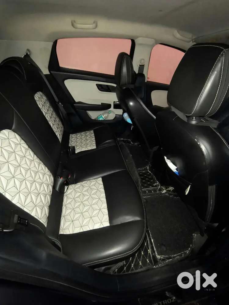 Tata Altroz 1.2 Xe 2021 Car