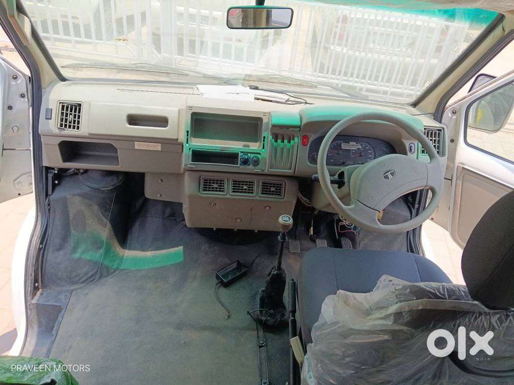 Tata Winger Deluxe - Hi Roof (ac), 2018, Diesel