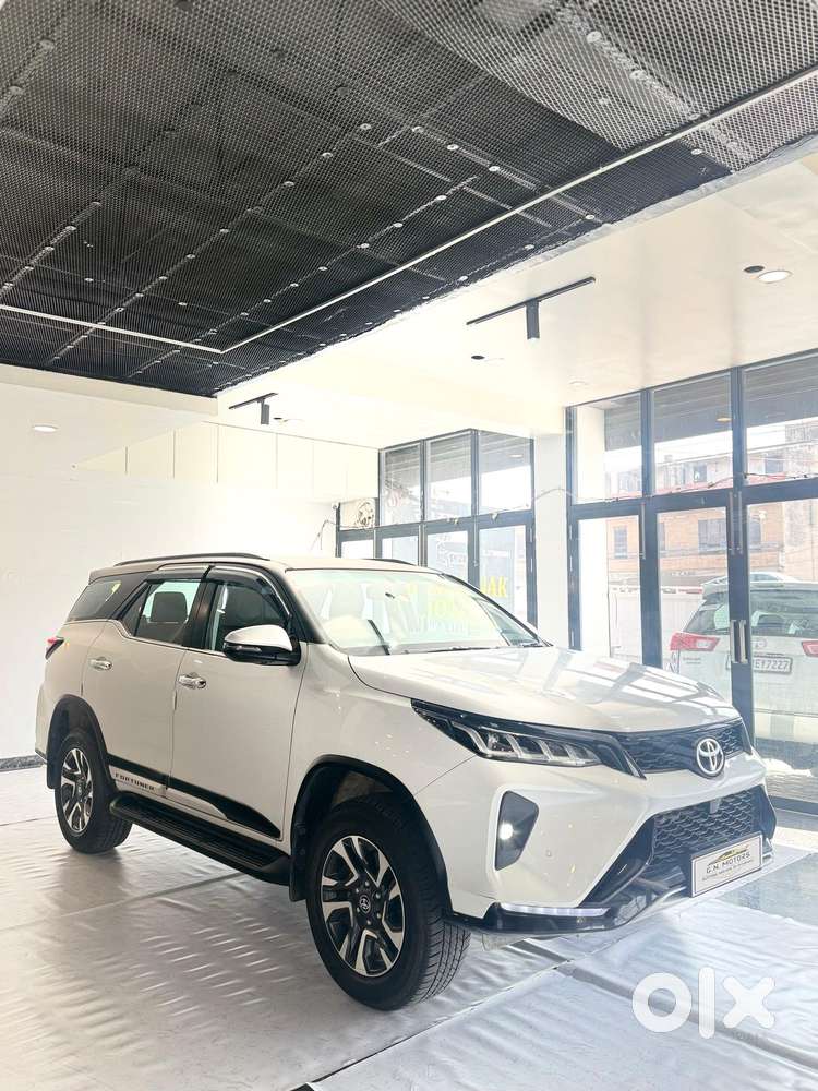 Toyota Fortuner Legender 4x2 At 2.8, 2024, Diesel