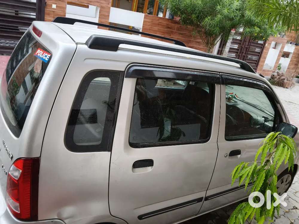 Maruti Suzuki Wagon R 1.0 2010 Model  Out Fited Cng