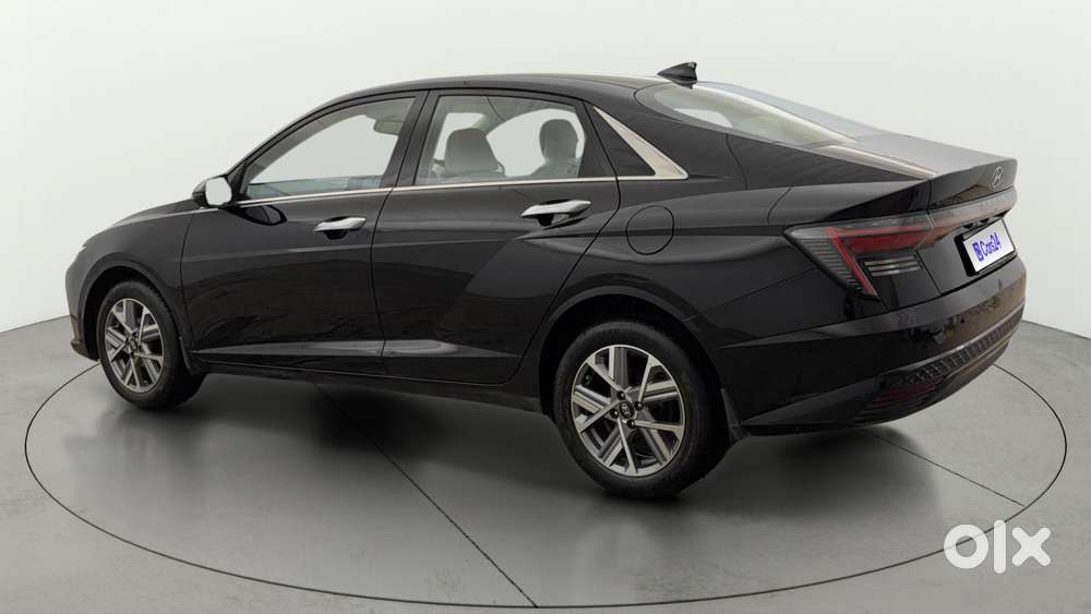 Hyundai Verna 1.5 Mpi Mt Sx (o), 2023, Petrol