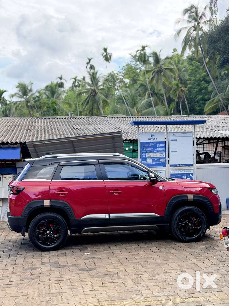 Maruti Suzuki Brezza 1.5 Zxi Smart Hybrid Dual Tone, 2023, Petrol
