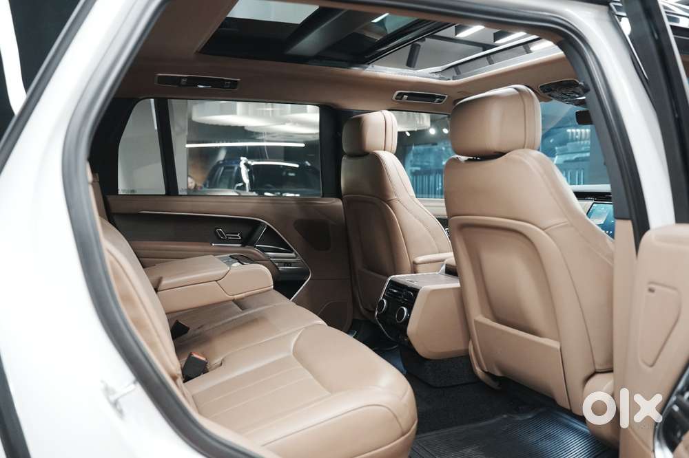 Land Rover Range Lwb 4.4 Sdv8 Vogue Se, 2023, Petrol