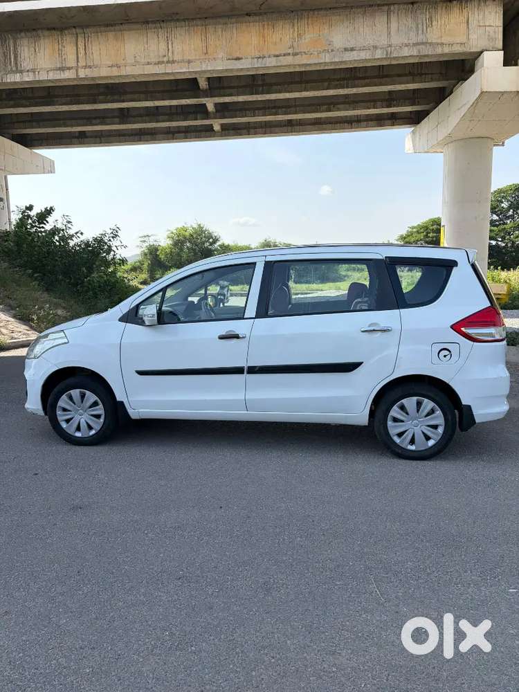 7 Seater Maruti Suzuki Ertiga 2016