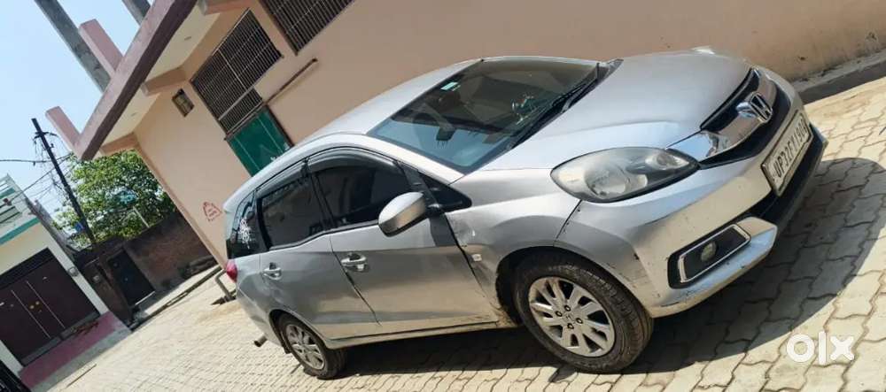 Honda Mobilio 2015 Diesel Well Maintained