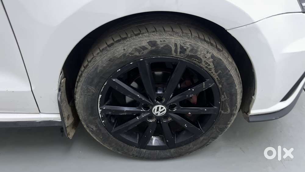 Volkswagen Vento Petrol Highline At, 2022, Petrol