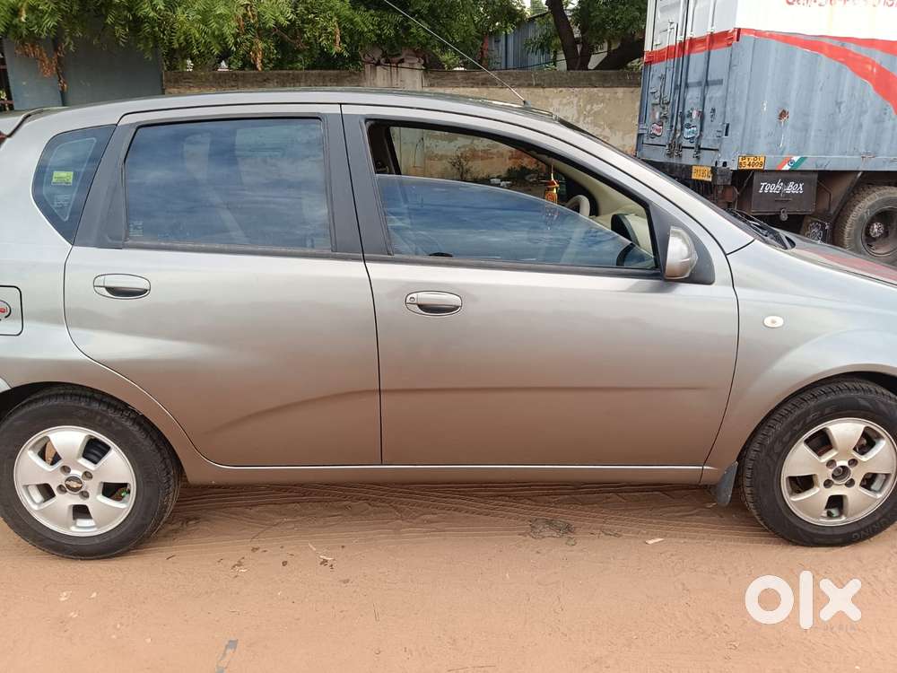 Chevrolet Aveo U-va, 2011, Petrol