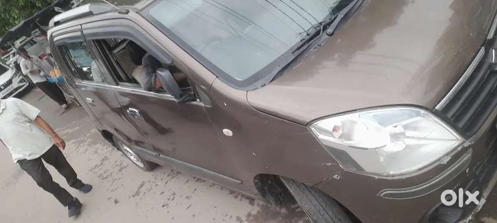 Fix Price Wagon 2011 Km Driven