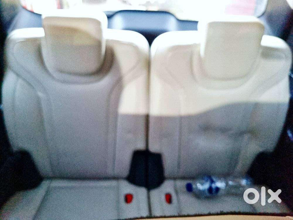 Mahindra Xuv700 2.2 Ax 7 Diesel At Str, 2022, Diesel
