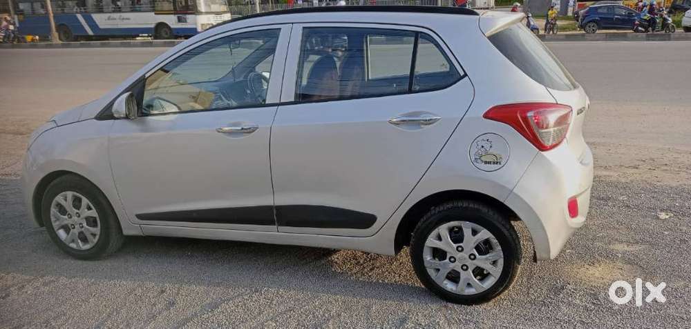 Hyundai Grand I10 2013-2016 Crdi Sportz, 2013, Diesel