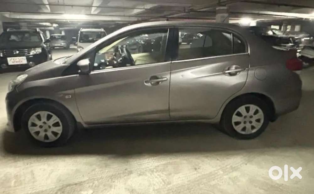 Honda Amaze 2014 Petrol Well Maintained