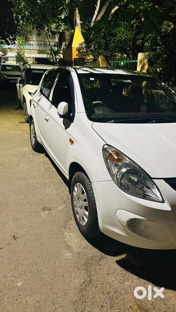 Hyundai I20 2010 Petrol Well Maintained