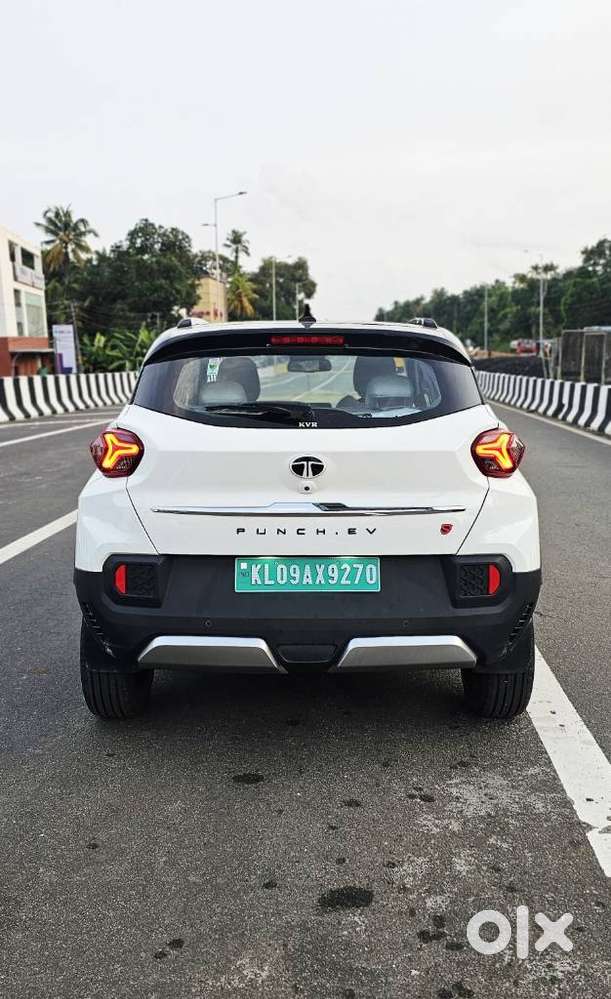 Tata Punch Ev Empowered Plus Lr Ac Fc, 2024, Electric