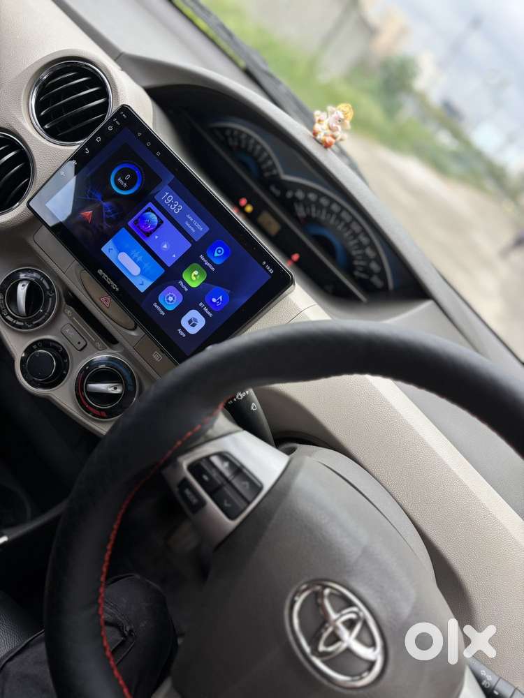 Toyota Etios V, 2013, Petrol