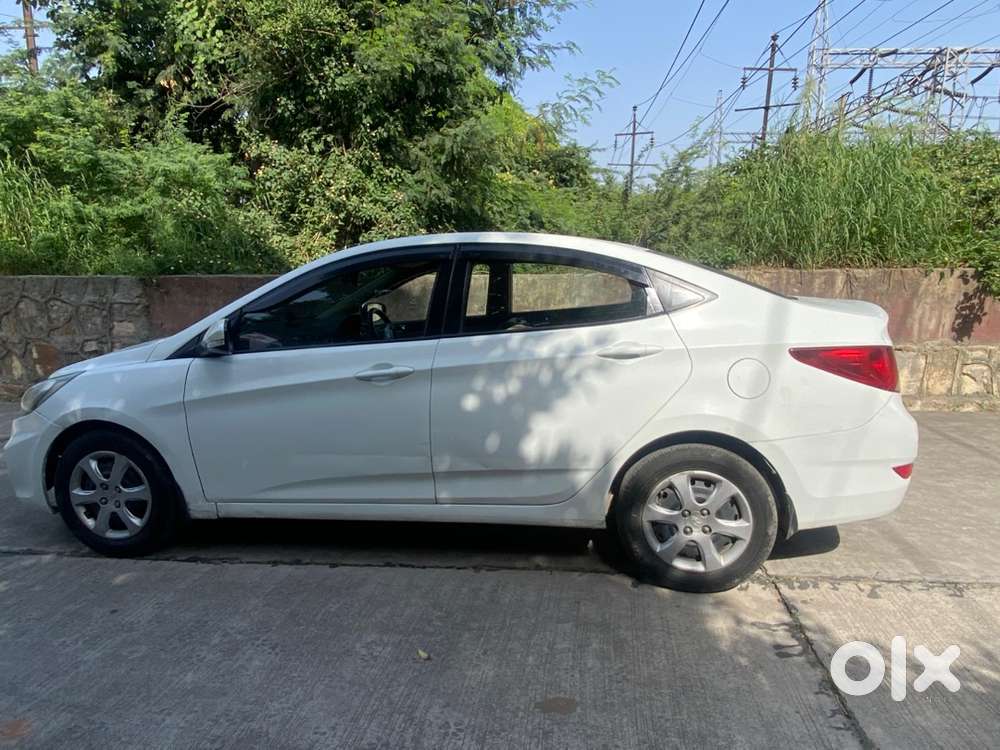 Hyundai Fluidic Verna 2012 Petrol Well Maintained