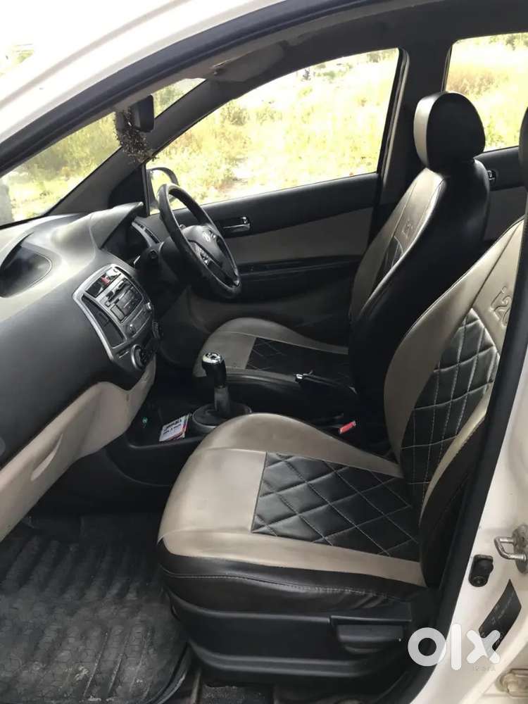 Hyundai I20 2013 Diesel 105000 Km Driven
