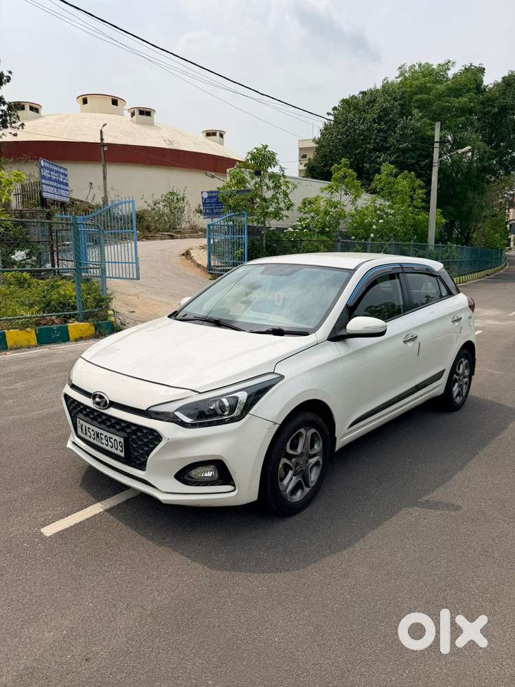Hyundai I20 Asta (o) 1.2 Mt, 2018, Petrol