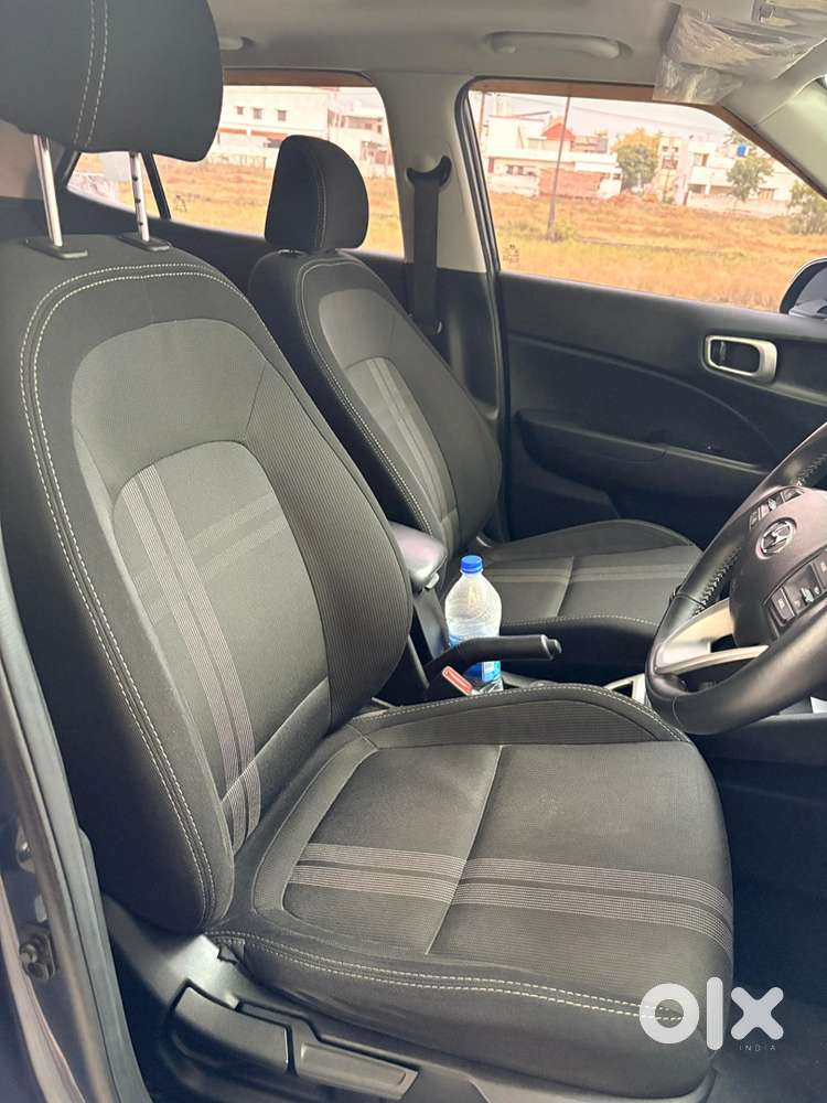 Hyundai Venue 2021 Km Driven 50,700