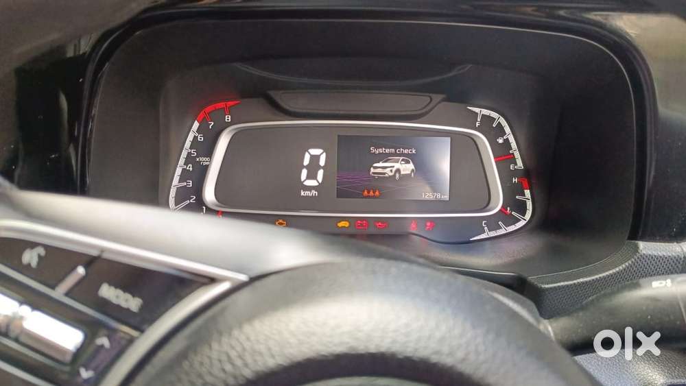Kia Sonet Petrol 2024