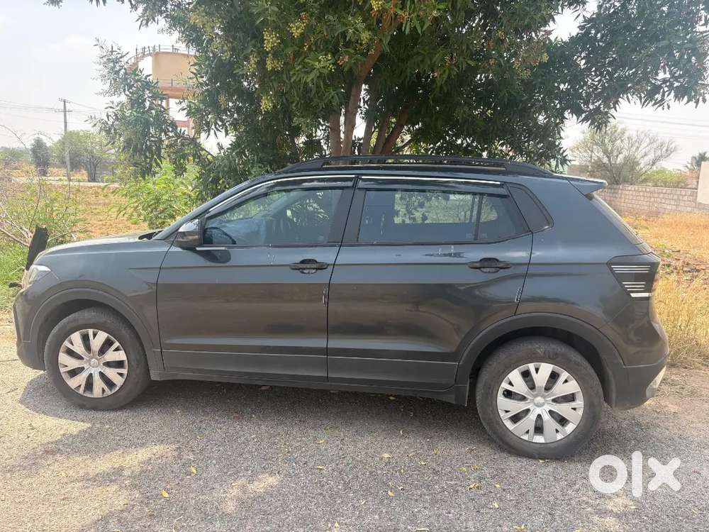 Volkswagen Taigun Petrol 24000 Km Driven
