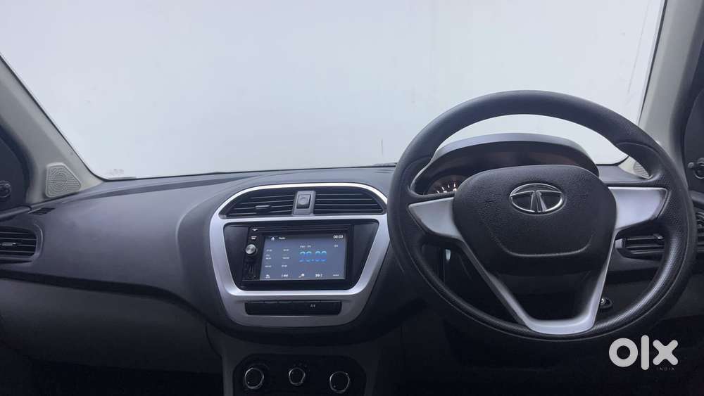 Tata Tiago 1.2 Revotron Xm, 2016, Petrol