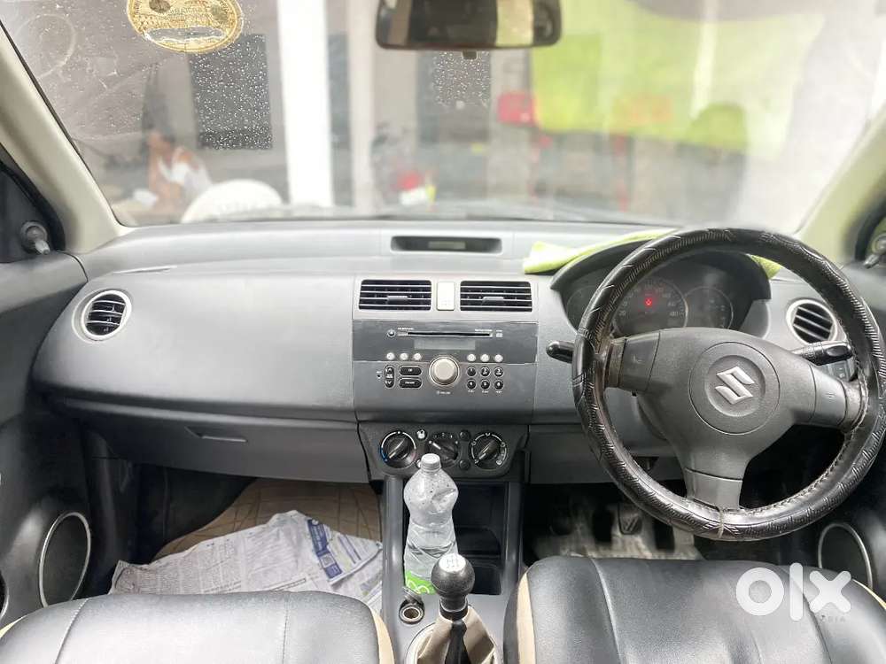 Maruti Suzuki Swift Dzire 2012