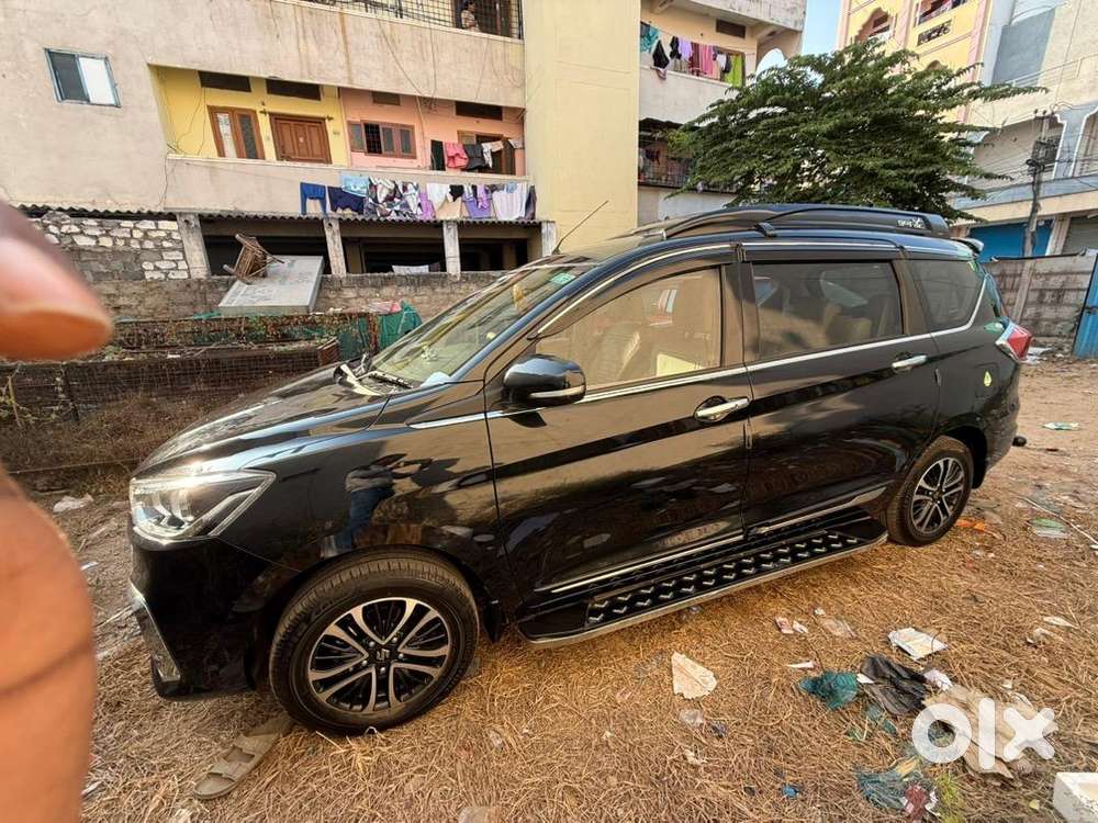 Maruti Suzuki Ertiga 2023 Petrol Well Maintained